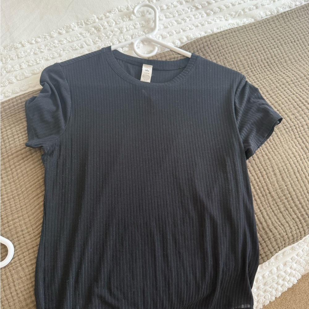 ALO Yoga Ribbed Sea Coast Tee